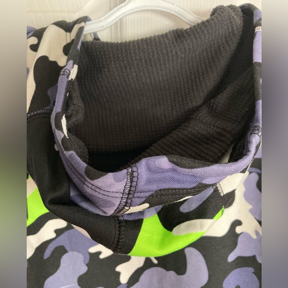 Nike Youth Hoodie - Picture 6 of 6